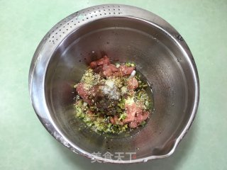 猪肉圆白菜馅馅饼的做法步骤：3