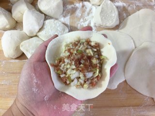 猪肉圆白菜馅馅饼的做法步骤：11