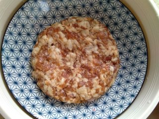 快手肉饼的做法步骤：4