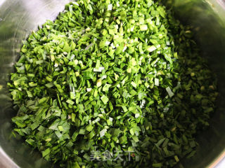 韭菜虾皮馄饨的做法步骤：1