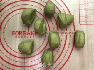 双色麻花火腿馒头卷的做法步骤：7