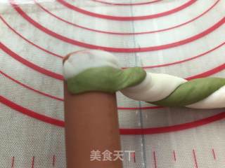 双色麻花火腿馒头卷的做法步骤：10