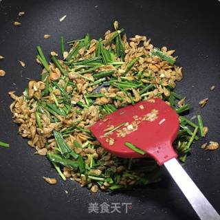 虾皮炒韭菜的做法步骤：6