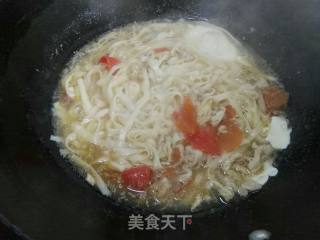 番茄鸡蛋肉丝面的做法步骤：9