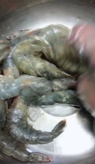 浇汁香酥虾的做法步骤：2