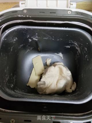 mini肠仔包的做法步骤：4