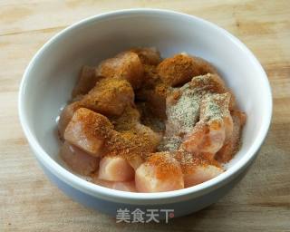 烤箱无油麻辣鸡米花的做法步骤：3