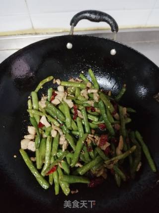 干煸豆角的做法步骤：8