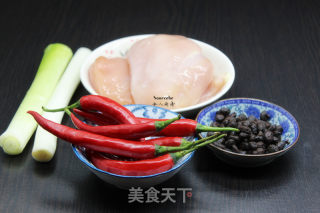 豉香鸡胸肉的做法步骤：1