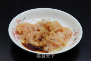豉香鸡胸肉的做法步骤：2