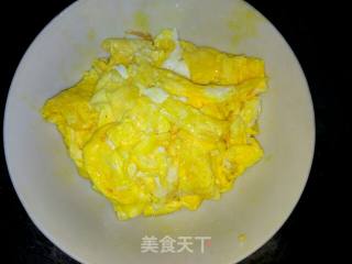 蒜苗香菇酱鸡蛋的做法步骤：6