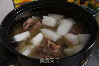 白萝卜大骨汤的做法步骤：5