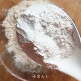 豆沙饼的做法步骤：1