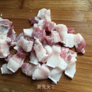 香菇烧腐竹的做法步骤：3