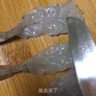 炸虾的做法步骤：3
