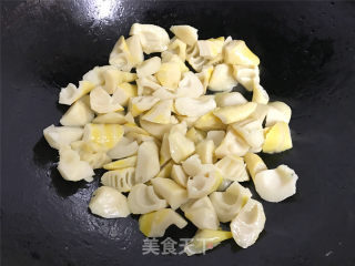 油焖笋的做法步骤：5
