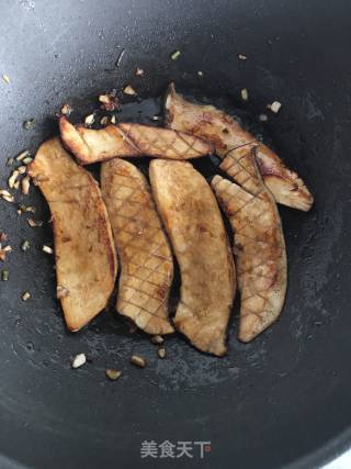 黑胡椒香煎杏鲍菇的做法步骤：7