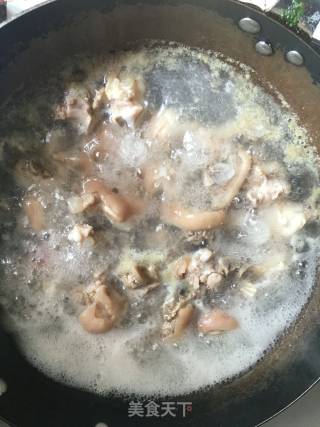 麻辣猪蹄的做法步骤：3