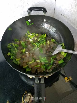 葱香凉粉的做法步骤：5