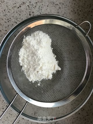 酸奶小蛋糕C40测评的做法步骤：2