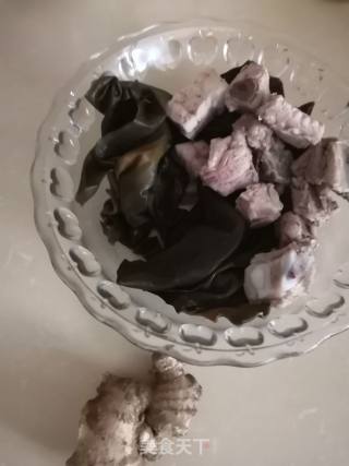 排骨海带汤的做法步骤：4