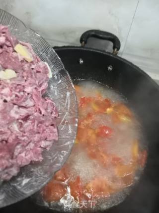 西红柿牛肉汤的做法步骤：7