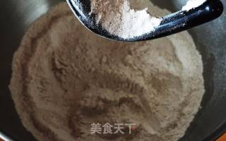 黑麦面包的做法步骤：1