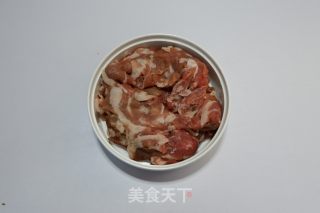 金针羊肉卷的做法步骤：4