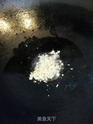芹菜芽炒鸡心猪肉的做法步骤：4