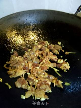 芹菜芽炒鸡心猪肉的做法步骤：6