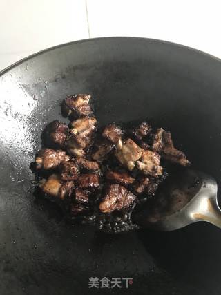 红烧排骨的做法步骤：11