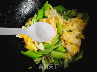 青椒炒鸡蛋的做法步骤：11