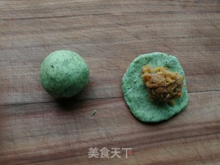 蛋黄肉松青团的做法步骤：9