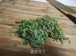 香椿鸡蛋饼的做法步骤：3