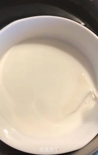 果冻布丁的做法步骤：2