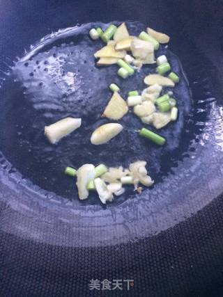 红酒炖鸡的做法步骤：6