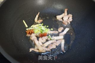 紫豆角烧土豆条的做法步骤：7