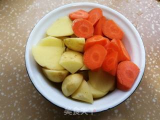 土豆炖牛肉的做法步骤：6