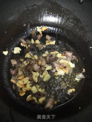 爆炒蛏子的做法步骤：3