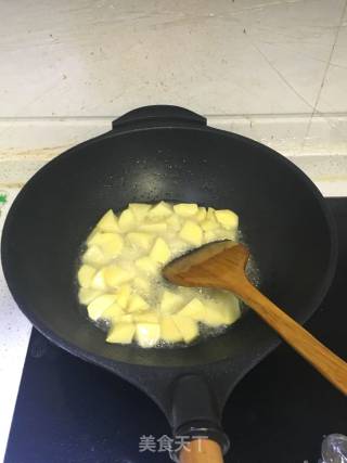 椒盐土豆块的做法步骤：3