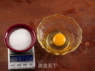 【小森妈妈菜谱】小小新吃法——燕窝椰挞的做法步骤：3