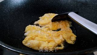 韭菜炒鸡蛋的做法步骤：4