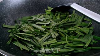 韭菜炒鸡蛋的做法步骤：5
