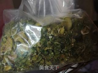 快手小炒菜一一炒莴笋干的做法步骤：1