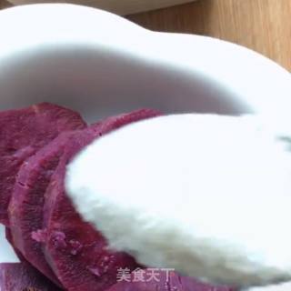 紫薯发糕的做法步骤：2