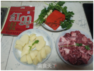 懒人推荐菜——土豆炖牛肉的做法步骤：1
