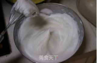 全家都爱吃的奶油瑞士卷的做法步骤：6