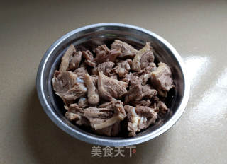仔姜焖鸭的做法步骤：3
