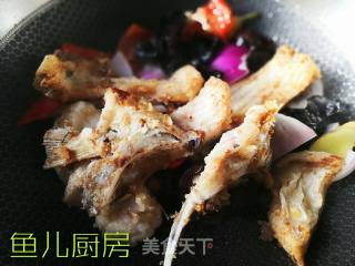 粉条烩鱼腩──“鱼儿厨房”私房菜的做法步骤：11