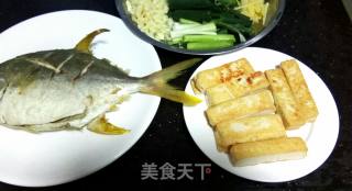 豆腐烧鲳鱼的做法步骤：9